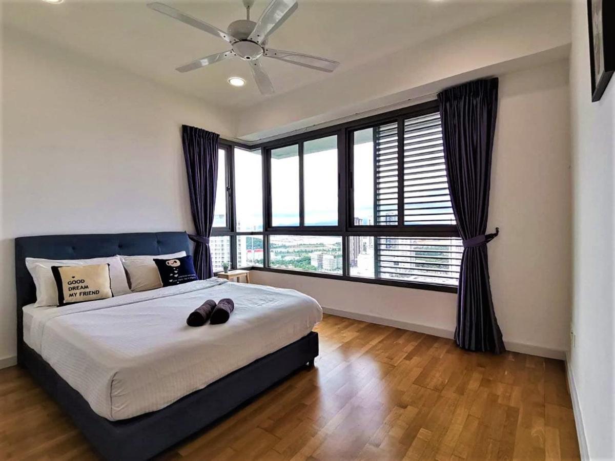 Iskandar Residences 2Br 5Pax 5 Mins Legoland Wi-Fi Sky Pool 360 Nusajaya  Exterior photo